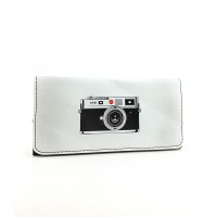 Perabags Retro Kamera Baskılı Tütün Kesesi | Mıknatıslı ve Fermuarlı Perabags Retro Kamera Baskılı Tütün Kesesi | Mıknatıslı ve Fermuarlı